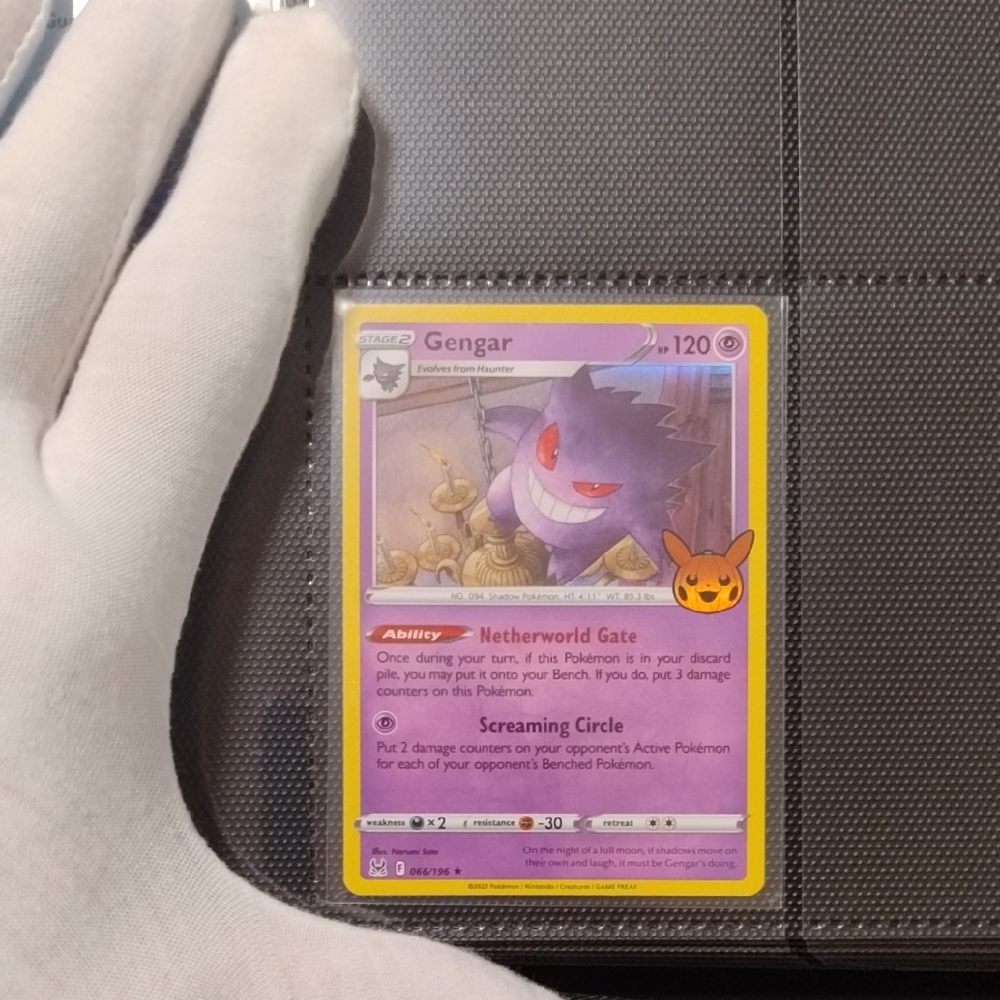 Pokemon Gengar Trading Card - Purple and Yellow